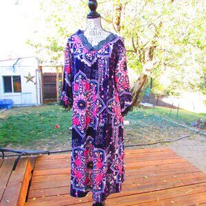 Breastfeeding Floral Dress by Silverts